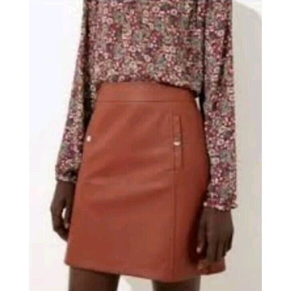Loft Faux Leather Mini Skirt Brown Rust Size 4P - Picture 2 of 8